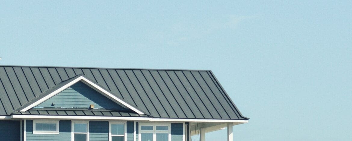 clean roof shingles